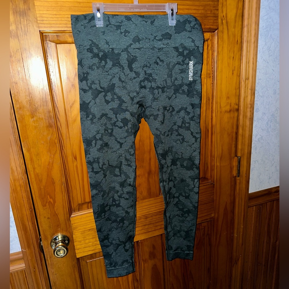 Gymshark Adapt Camo Seamless Leggings in Forest Green size XL